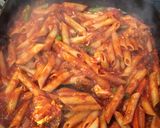 A picture of step 3 of Pasta bake with kebab and egg.