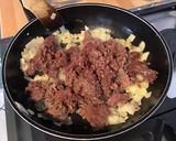 Une image de l'étape 5 de Farce/sauce au bœuf, courgette, tomates et oignon au bouillon de courge et cumin.