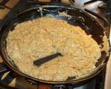 Foto del paso 2 de la receta: CHUPE DE ALMEJAS EN SU CONCHA. JON STYLE