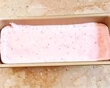 A picture of step 4 of 3 ingredient strawberry ice cream.