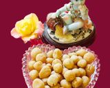 A picture of step 5 of Savory Cheedai (Uppu Cheedai in Tamil).