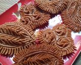 নকশি পিঠা/ফুল পিঠা /দুইবিরানি পিঠা রেসিপির ধাপ 7 ছবি
