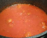 Foto del paso 3 de la receta Albóndigas mixtas en salsa de tomate y vino tinto
