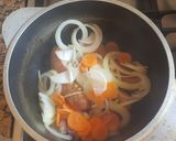 Foto del paso 5 de la receta: Chorizos mezcla, cerdo y ternera al vino blanco. #1receta1arból