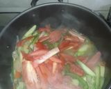 Foto del paso 6 de la receta: Verduras salteadas con galletitas de salvado y queso