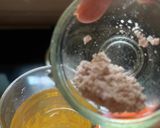 A picture of step 2 of Fenugreek Cumin Lemon Detox water.
