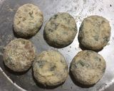 A picture of step 5 of Fish Cutlet with Potato Chips.