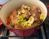 Foto del paso 2 de la receta: Costilla a la cacerola