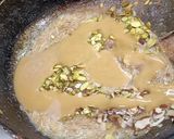 A picture of step 3 of Sevai Halwa.