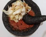 Foto langkah ke 2 dari resep Sambal kol goreng.