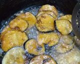 A picture of step 4 of Crispy Baingan pakory.