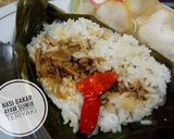 Foto langkah ke 8 dari resep Nasi Bakar Ayam Suwir Teriyaki.