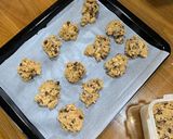 Foto langkah ke 5 dari resep Oatmeal Choco Chip Cookies.