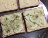 A picture of step 4 of Egg Vegetable Sandwich.