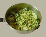 A picture of step 3 of Indian Italian style fusion pasta.