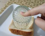 A picture of step 3 of Chocolate sandwich.