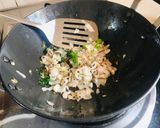 A picture of step 2 of Bread Upma.
