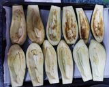 Foto del paso 1 de la receta Berenjenas rellenas de Verduras al horno!!🍆