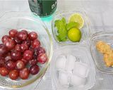 A picture of step 1 of Ginger wine Grapes cocktail.