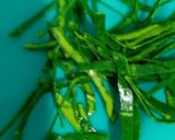Foto langkah ke 1 dari resep Nasi goreng kunyit daun jeruk.