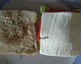 A picture of step 5 of Green Peas Toast Sandwich.