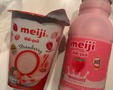 รูปขั้นตอนการทำที่ 1 ของ Strawberry yogurt smoothie