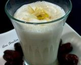 A picture of step 7 of Date Almond Pistachio Shake.