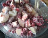 Une image de l'étape 1 de Confiture pêche framboise.