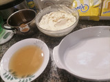 Tiramisù alla crema al  limone al profumo di limoncello,pistacchi e limone caramellato