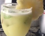 A picture of step 2 of Pineapple lemonade iftar special.