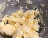 A picture of step 2 of Vanilla Cake.