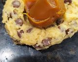 Foto del paso 3 de la receta: Cookies rellenas de dulce de leche 🍪