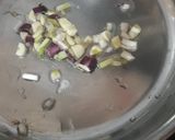 A picture of step 6 of Chilli Potatoes.