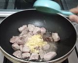 A picture of step 1 of Peshawari Beef Karahi.