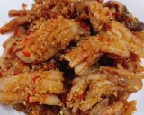 Hình bước làm 2 của món Nấm kho sả ớt