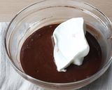 A picture of step 5 of Chocolate Tres Leches.