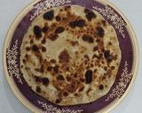 A picture of step 4 of Pizza Paratha.