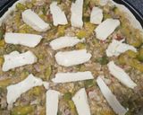 Foto del paso 7 de la receta: Tarta de zapallito y pollo con queso