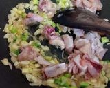 Foto langkah ke 3 dari resep Nasi Goreng Ayam.