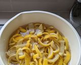 Foto langkah ke 2 dari resep Candied lemon peel (gula gula kulit lemon).