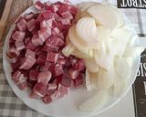 Sült köményes pecsenye knédlivel és édeskáposzta párolva recept fázis 4 fotója