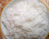 A picture of step 1 of Coconut gullisuwa.