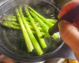 Foto del paso 2 de la receta: Ensalada Fresca de Espárragos