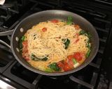 A picture of step 5 of Roasted garlic and Tomato Pasta.