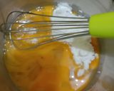 Foto langkah ke 1 dari resep Bolu Kukus Keju AdemSari Ching Ku No Mixer.