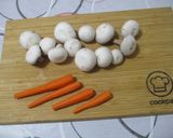 Pirított nyúlcombok 🍗 gombás-tejfölös mártásban 🍄 recept fázis 2 fotója