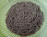 Hình bước làm 4 của món Mì Soba xá xíu (mì Nhật biến tấu)