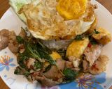 รูปขั้นตอนการทำที่ 8 ของ กะเพราเต้าหู้+หมูหมัก เมนูเคลียร์ตู้เย็น