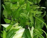 Foto langkah ke 8 dari resep Ikan Salem masak Daun kemangi.
