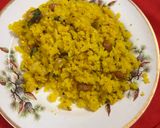 A picture of step 2 of Thecha Poha.